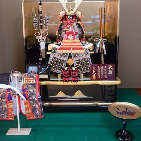 久月　五月人形　大鎧飾り