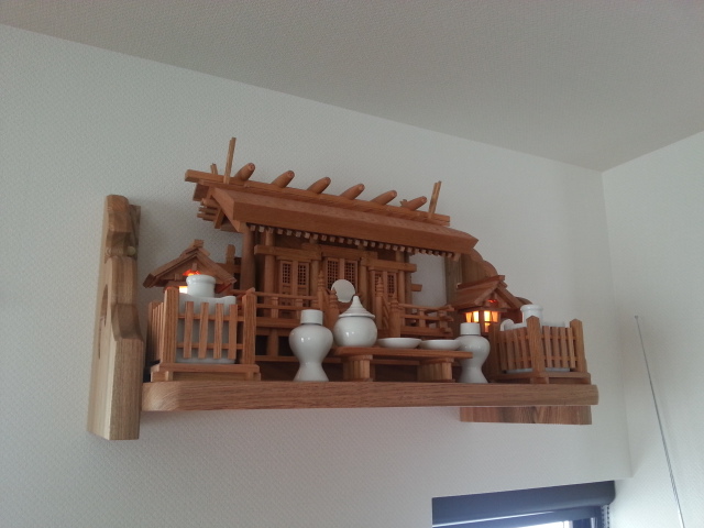 『欅彫屋根三社の神棚セット』 | 家具納入事例・お客様の声 | 石崎家具店