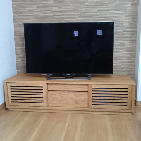 無垢のテレビボード　オーク材