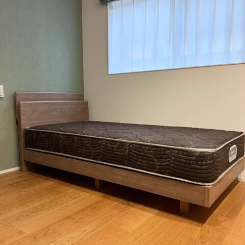 シモンズ　ベッド