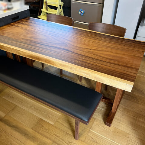 一枚板ダイニングテーブルセット　モンキーポッド1700